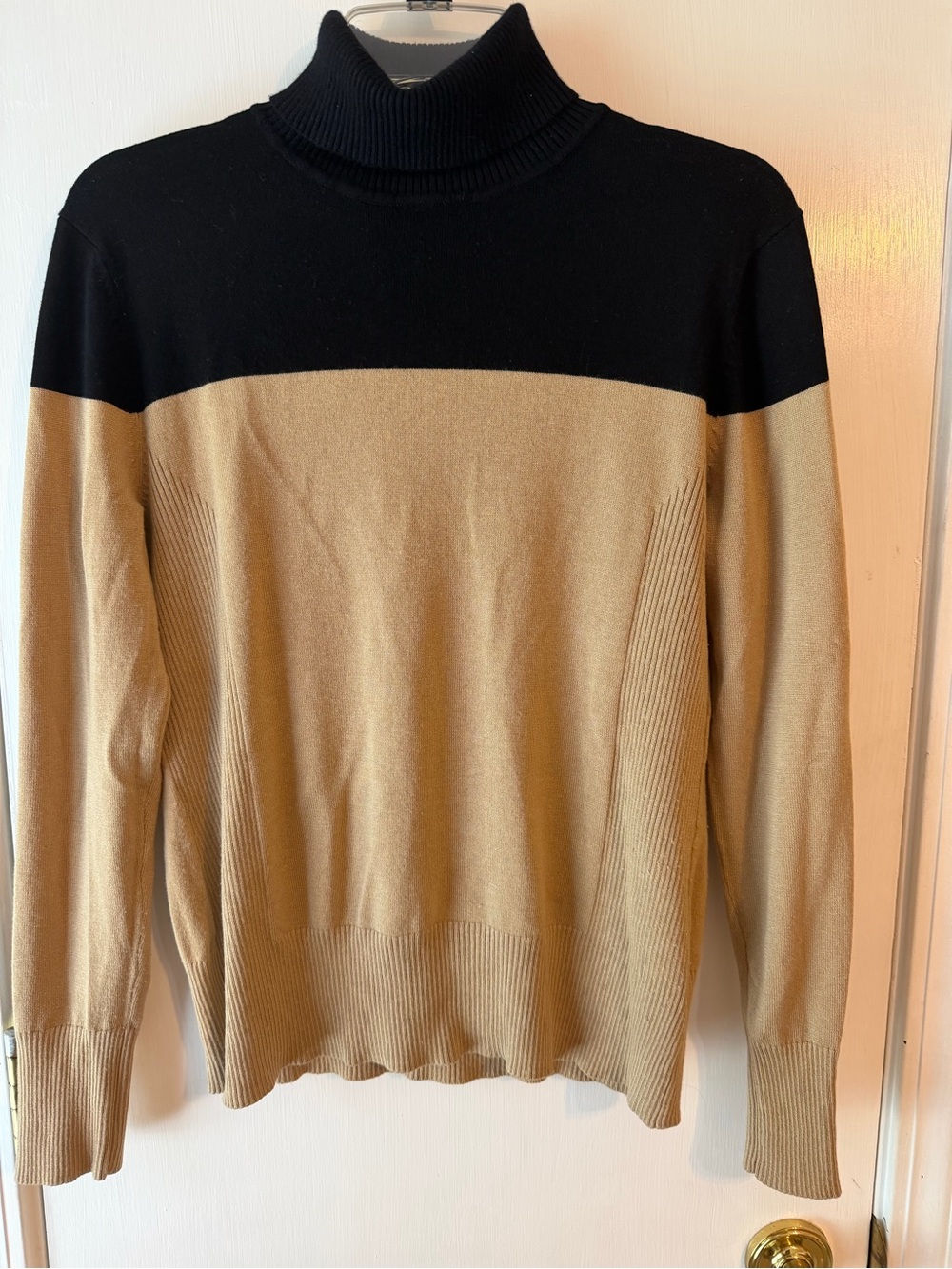 Cable & Gauge Black Camel Colorblock Turtleneck Sweater Women's M